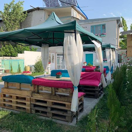 Santorini Hotel & Hostel Yerevan Bagian luar foto