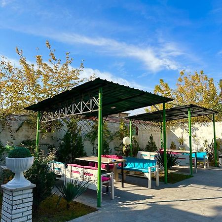 Santorini Hotel & Hostel Yerevan Bagian luar foto