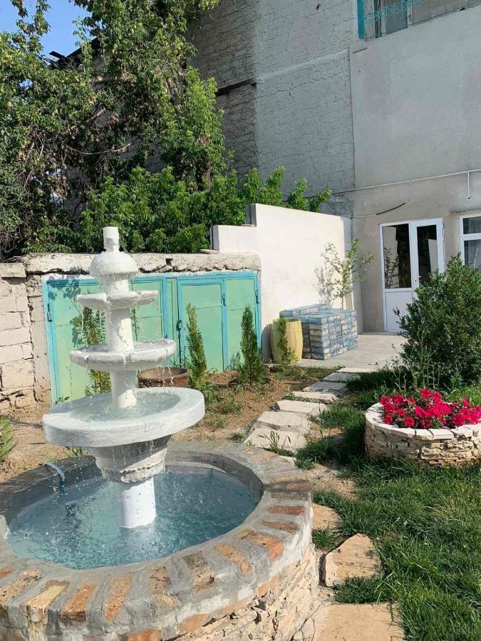 Santorini Hotel & Hostel Yerevan Bagian luar foto