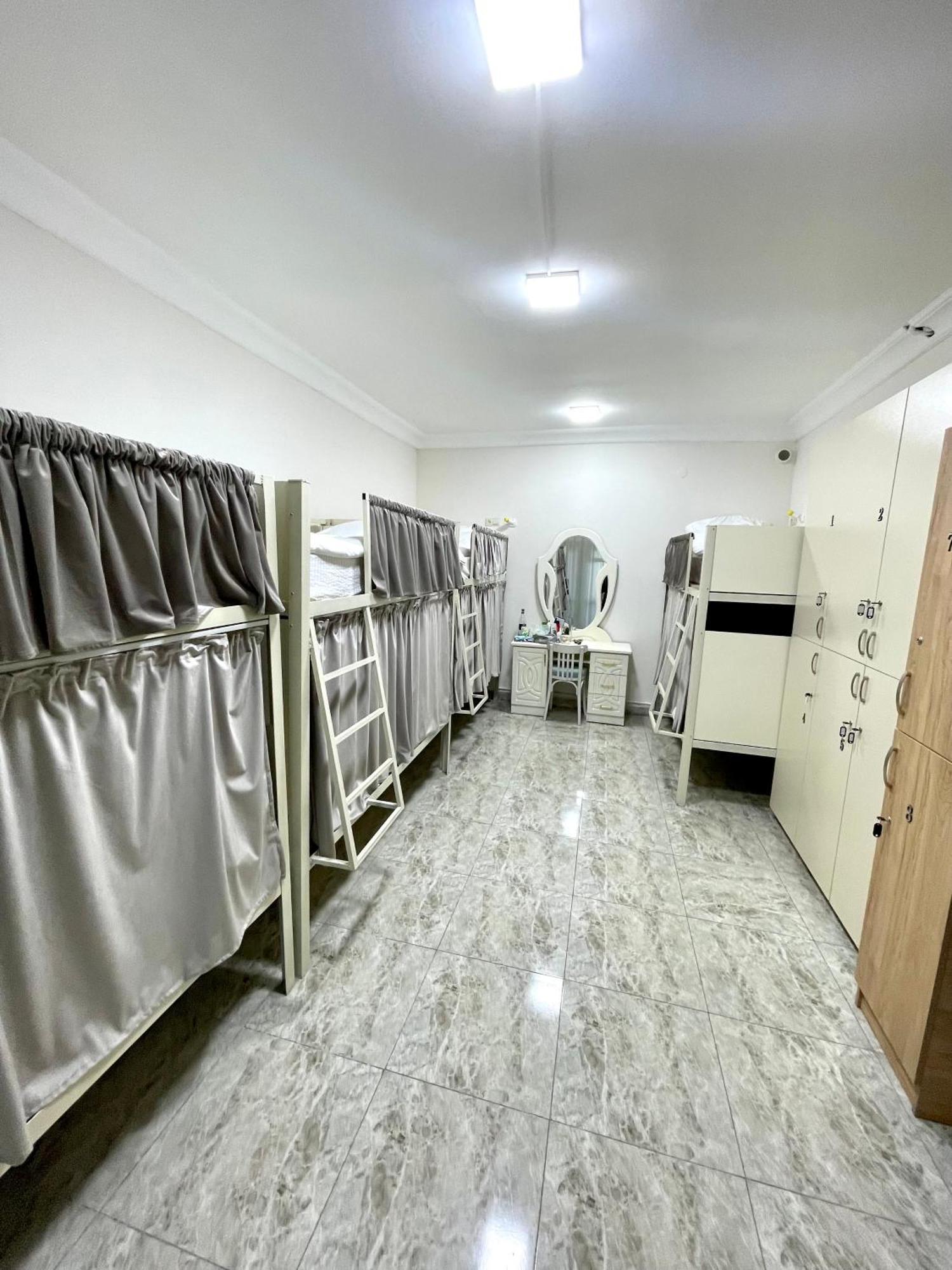 Santorini Hotel & Hostel Yerevan Bagian luar foto
